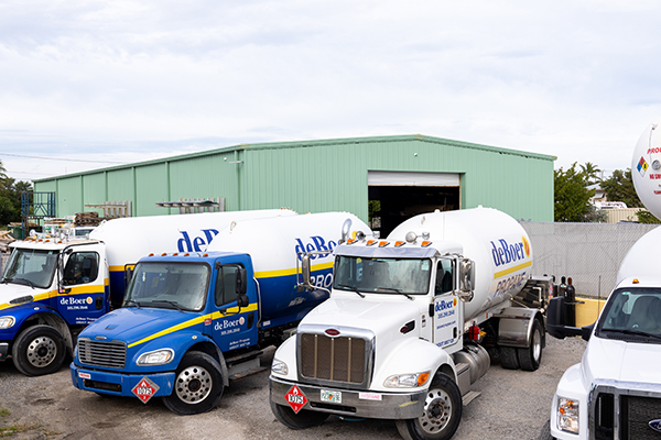 deBoer Propane Trucks deBoer Propane Trucks