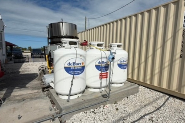deBoer Propane tanks